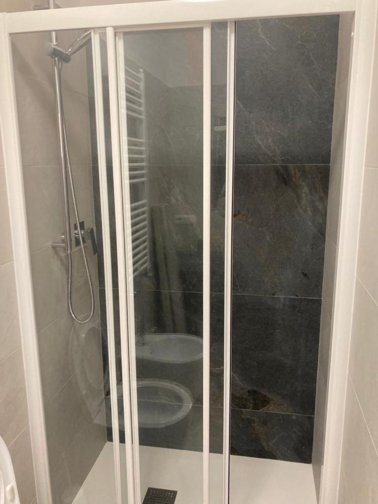 Colosseo Cozy Rooms B&B Рим Екстериор снимка