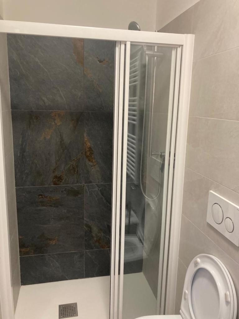 Colosseo Cozy Rooms B&B Рим Екстериор снимка