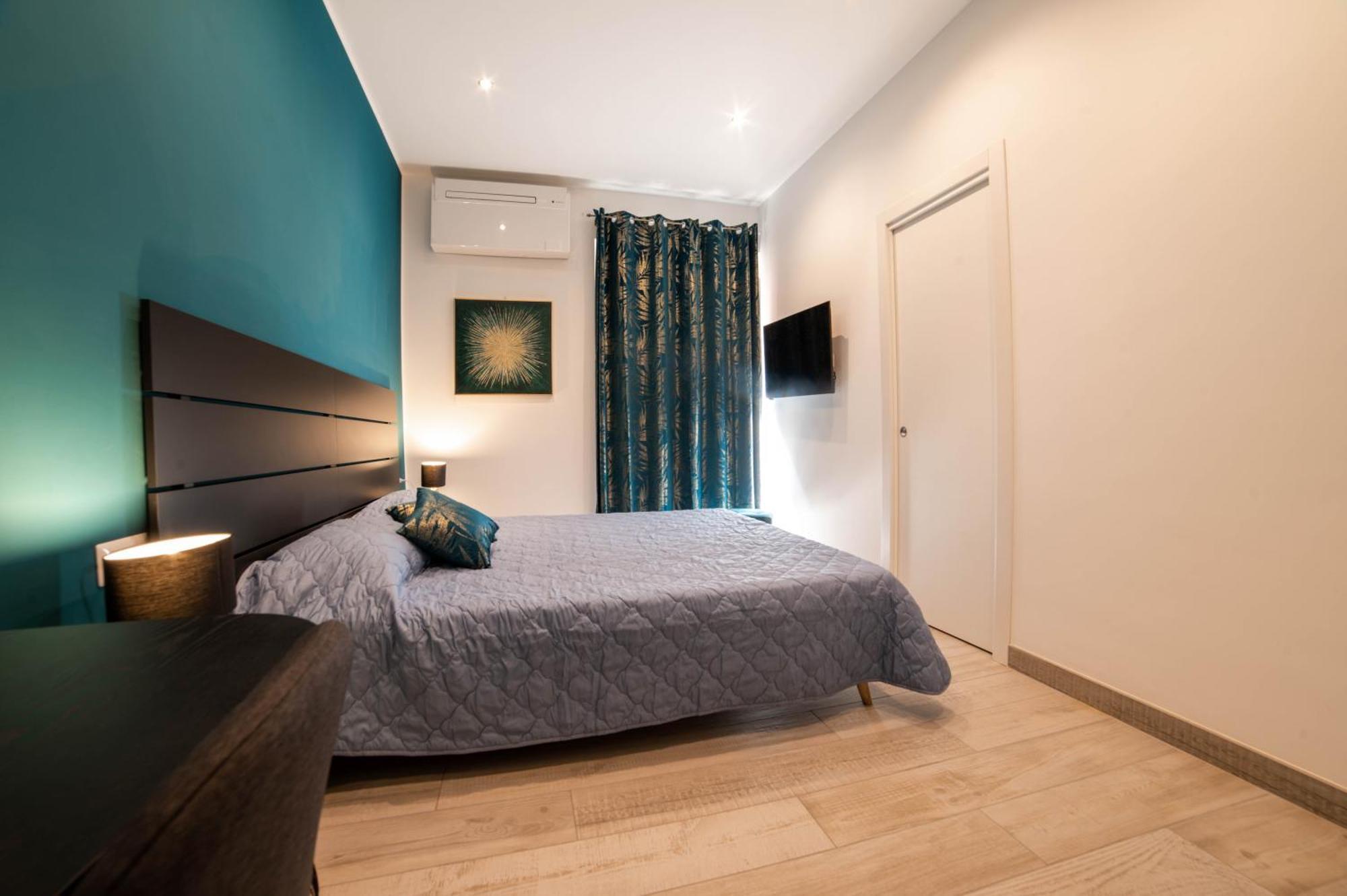 Colosseo Cozy Rooms B&B Рим Екстериор снимка